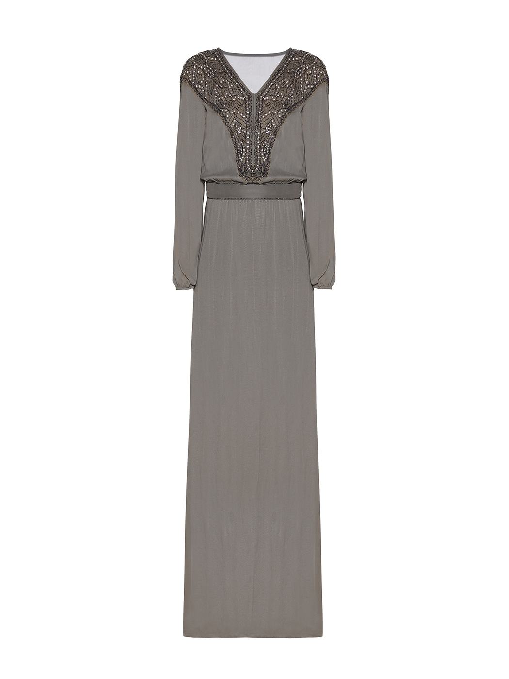 Maxi vestido de gasa de inspiración bohemia con un diseño bordado a mano de pedrería en canesú que imita al cristal para aligerar la prenda.